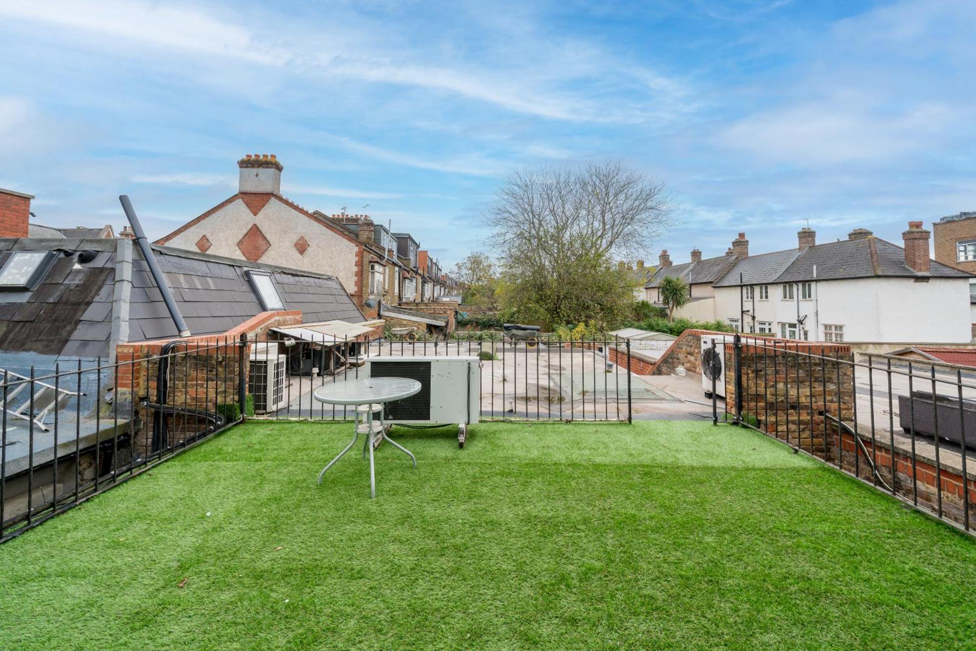 The Tooting Bec Hideaway - Prime Location Appartamento